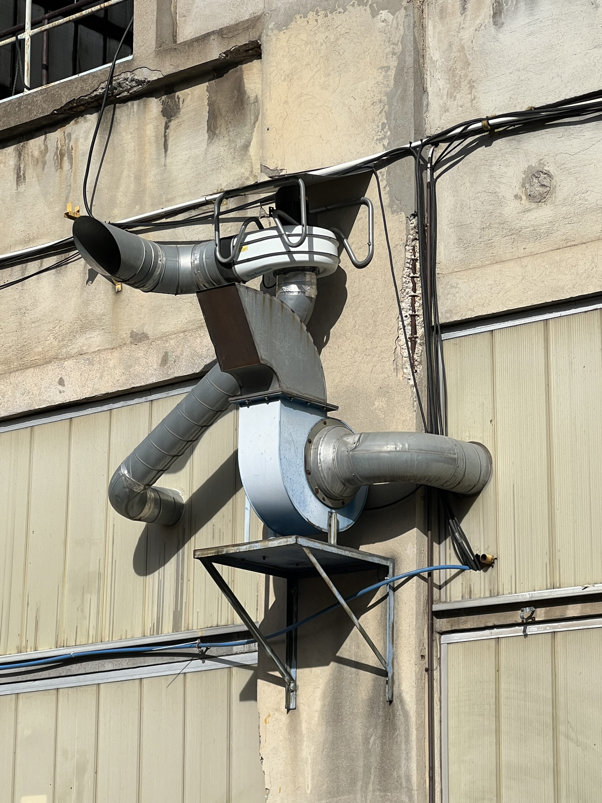art contemporain street popular problems